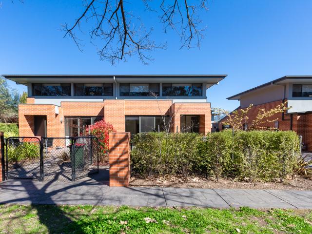 Property for rent in Dickson, North Canberra