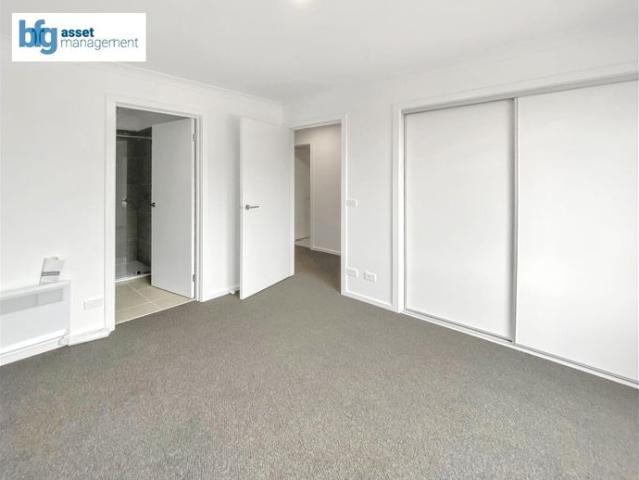 Townhouse for rent in Camerons Creek, Victoria