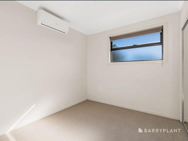 Townhouse for rent in Ringwood East, Melbourne