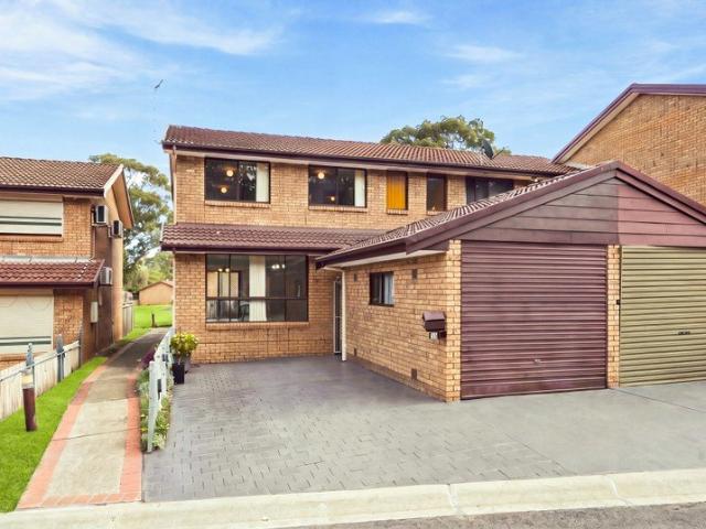 Townhouse for sale in Sydney, New South Wales