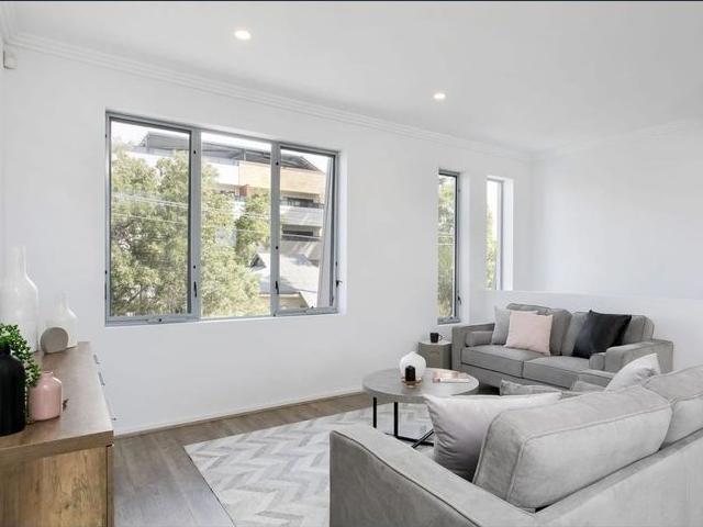 Townhouse for rent in Horseshoe Creek, South Australia