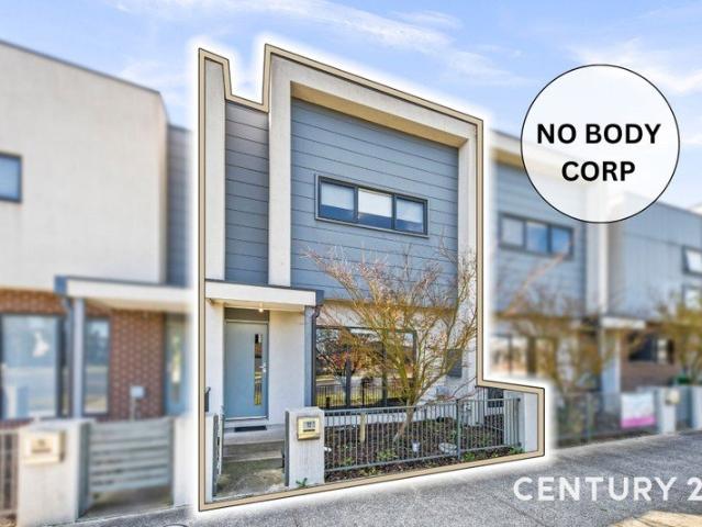 House for sale in Pakenham, Melbourne