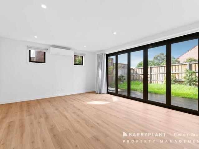 Townhouse for rent in Camerons Creek, Victoria