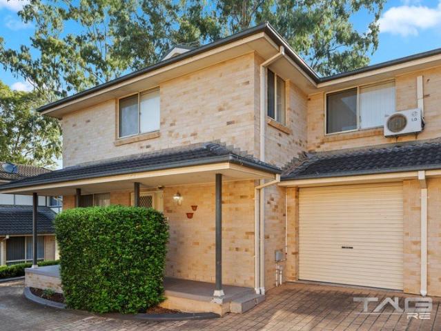 Townhouse for rent in Sydney, New South Wales
