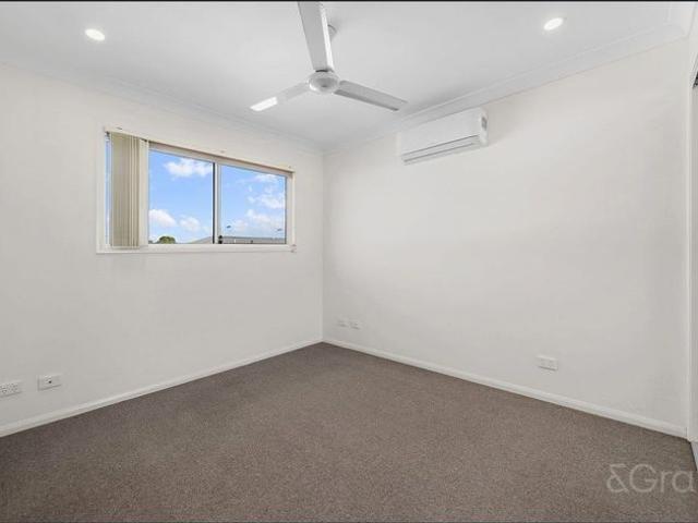 Townhouse for rent in Emerald Park, City of Brisbane