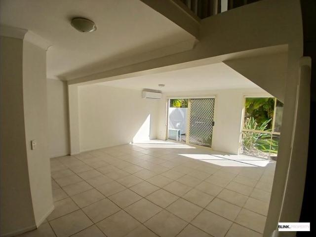 Townhouse for rent in Fernbrook, Queensland