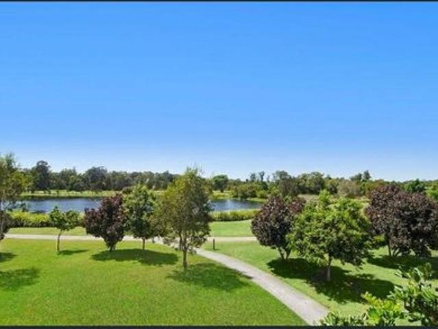 Townhouse for rent in Fernbrook, Queensland