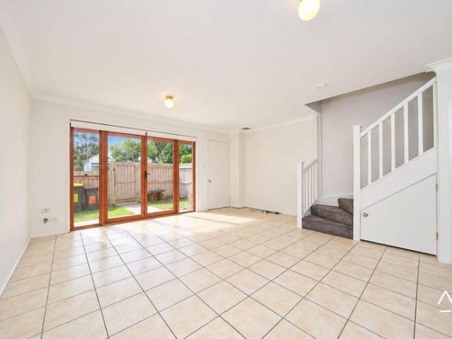 Townhouse for rent in Sydney, New South Wales