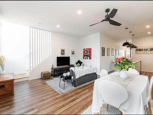Townhouse for rent in Toombul, Queensland