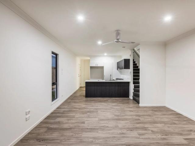 Townhouse for rent in Toombul, Queensland