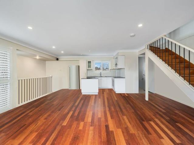 Townhouse for rent in Toombul, Queensland