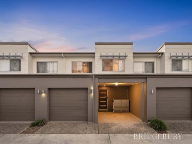 Townhouse for sale in Toombul, Queensland