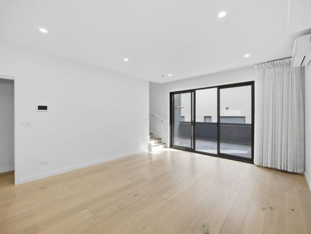 Townhouse for rent in Camerons Creek, Victoria