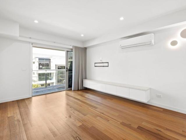 Townhouse for rent in Brunswick West, Melbourne