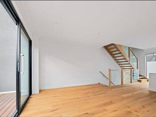 Townhouse for rent in Camerons Creek, Victoria
