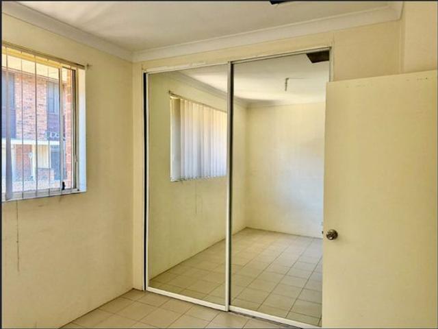 Townhouse for rent in Sydney, New South Wales