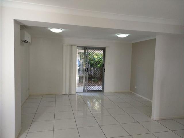 Townhouse for rent in Toombul, Queensland