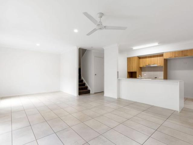 Townhouse for rent in Toombul, Queensland