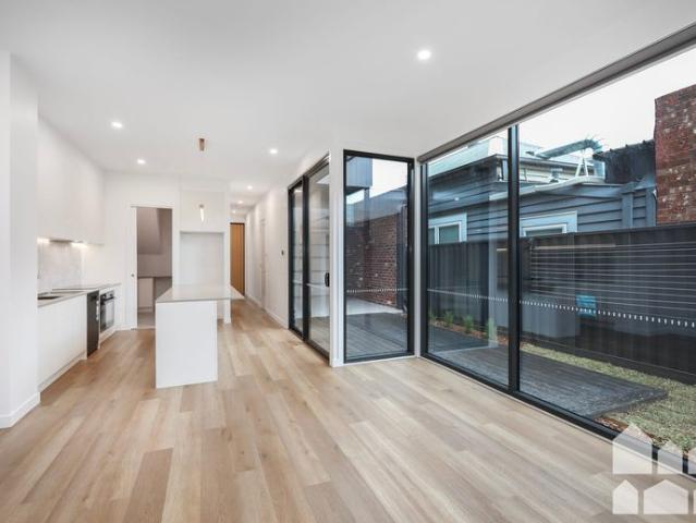 Townhouse for rent in Camerons Creek, Victoria
