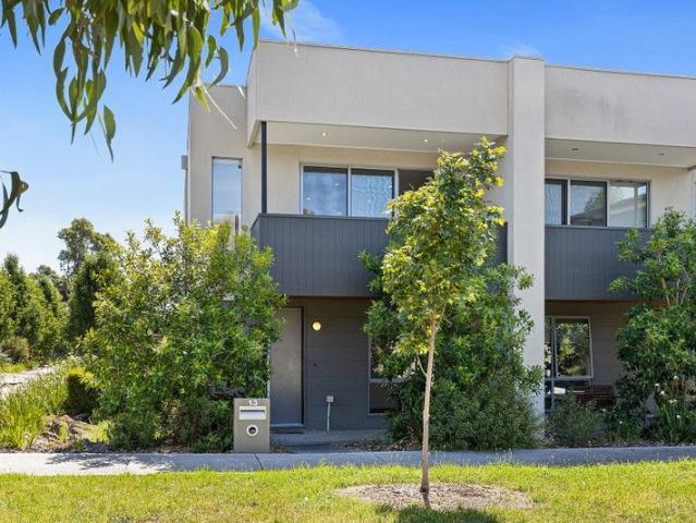 Townhouse for sale in Camerons Creek, Victoria