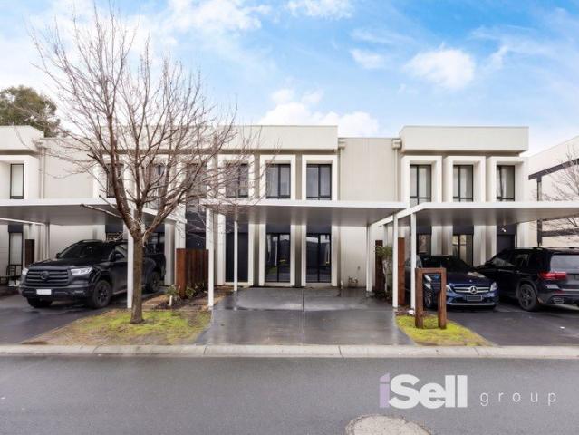 Townhouse for rent in Carre Residence, Melbourne