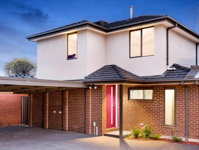 Townhouse for rent in Clayton South, Melbourne