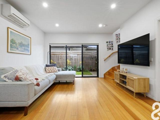Apartment for rent in Camerons Creek, Victoria