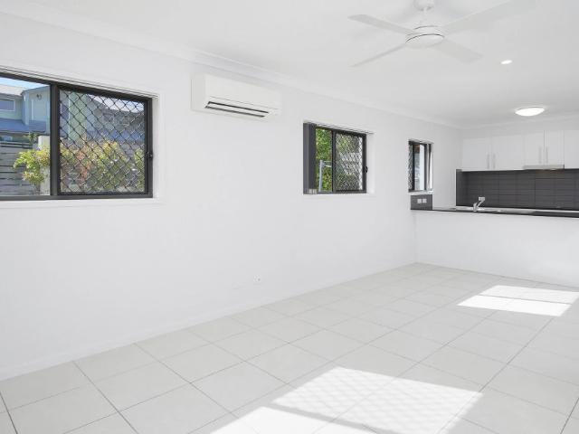 Townhouse for rent in Toombul, Queensland