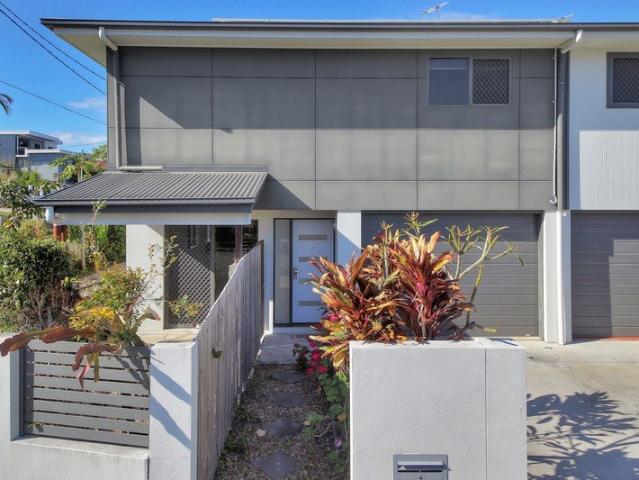 Townhouse for rent in Toombul, Queensland