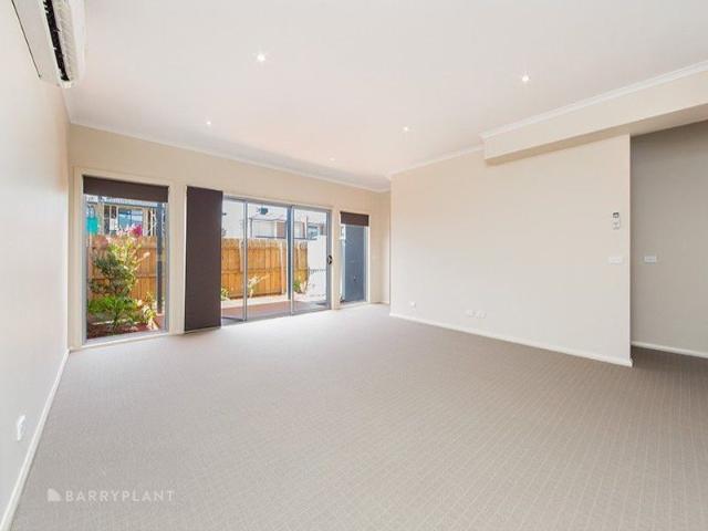 Townhouse for rent in Noble Park, Melbourne