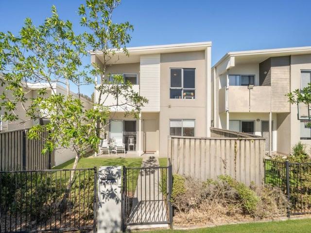 Townhouse for sale in Griffin
