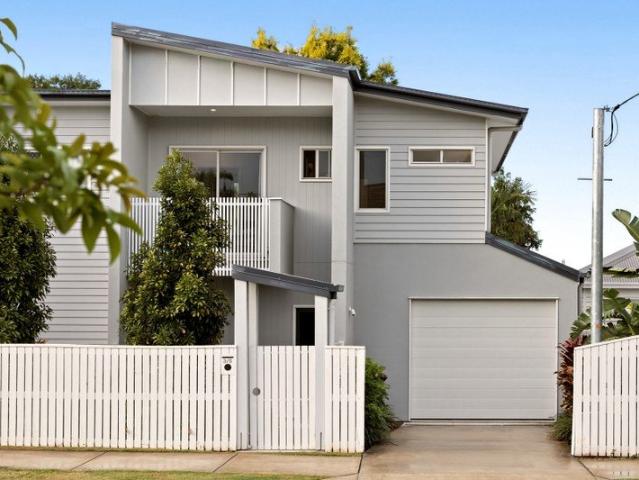 Townhouse for sale in Toombul, Queensland