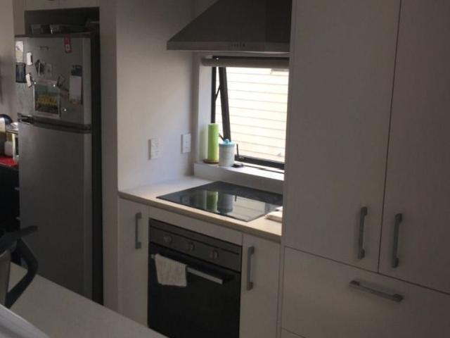 Townhouse for rent in Paremoremo