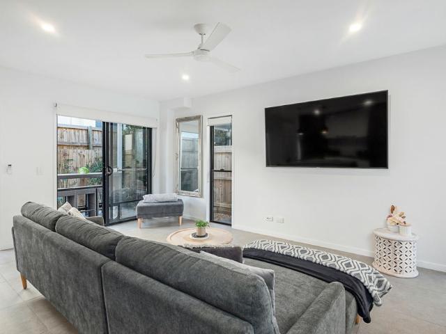 Townhouse for rent in Fernbrook, Queensland