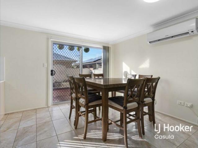 Townhouse for rent in Sydney, New South Wales