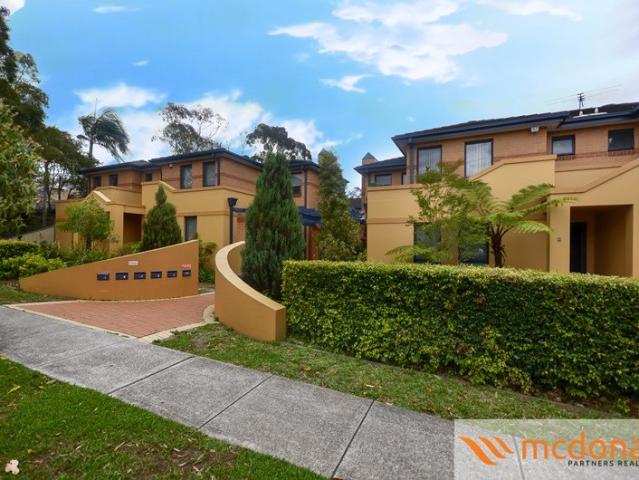Townhouse for rent in Sutherland, New South Wales