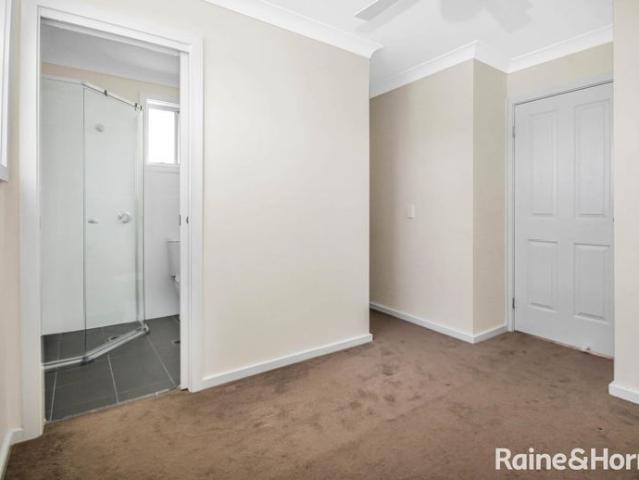 Townhouse for rent in Sydney, New South Wales