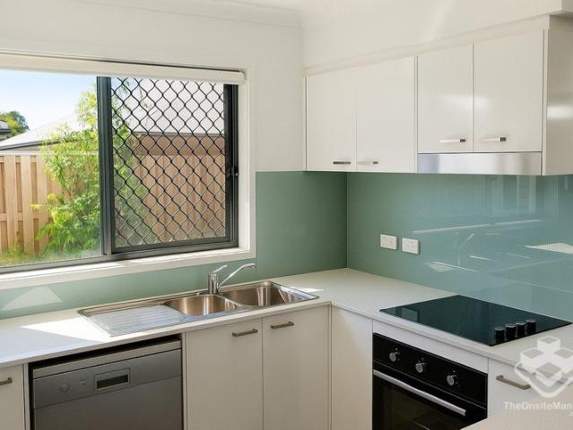 Townhouse for rent in Toombul, Queensland