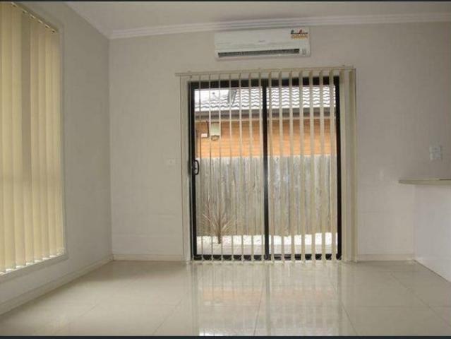 Townhouse for rent in Camerons Creek, Victoria