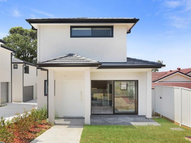 Townhouse for rent in Sutherland, New South Wales