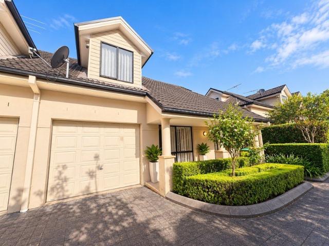 Townhouse for rent in St Marys, Sydney
