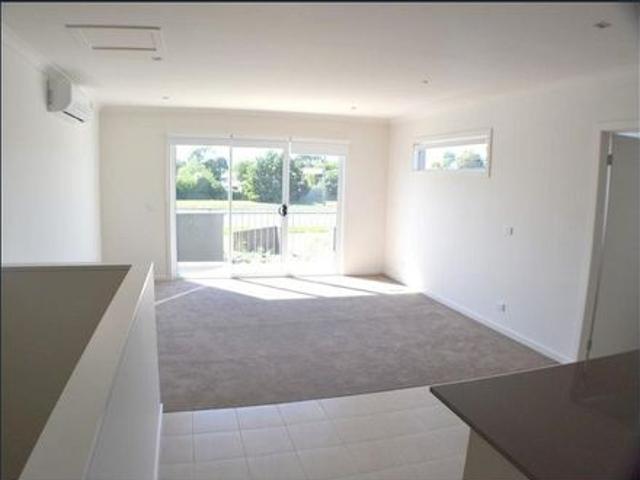 Townhouse for rent in Camerons Creek, Victoria