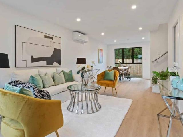 Townhouse for rent in East Tamaki, Oroua County