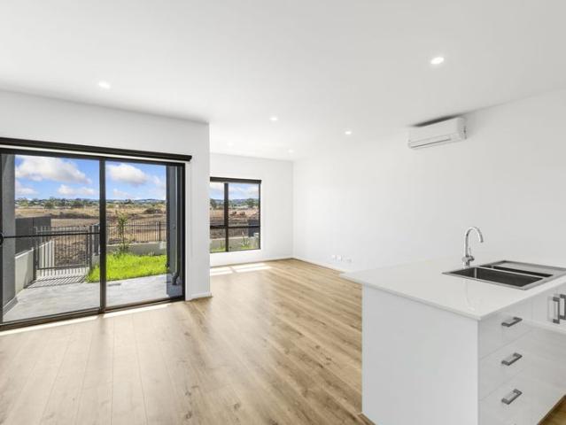 Townhouse for rent in Camerons Creek, Victoria