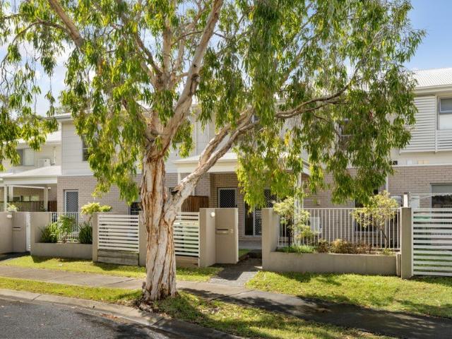 Townhouse for sale in Toombul, Queensland