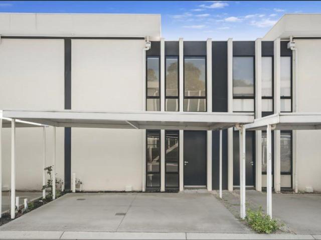 Townhouse for rent in Bundoora, Melbourne