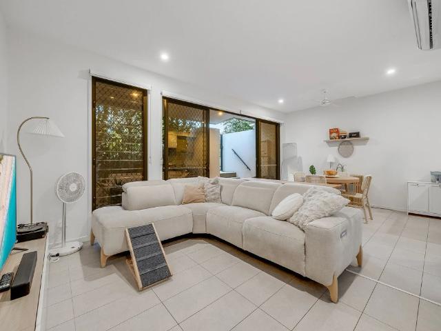 Townhouse for rent in Kings Creek, Queensland
