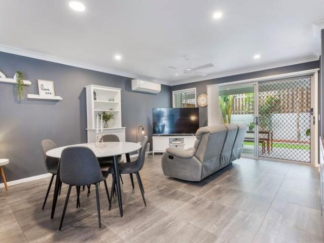 Townhouse for rent in Cedar Heights, Greater Brisbane