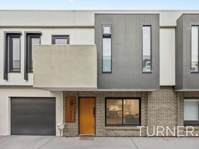 Townhouse for sale in Kilburn, Adelaide