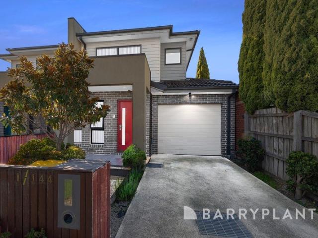 Townhouse for sale in Camerons Creek, Victoria
